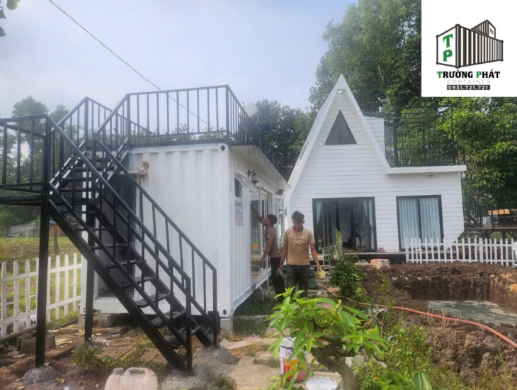 CONTAINER 20F HOMESTAY
